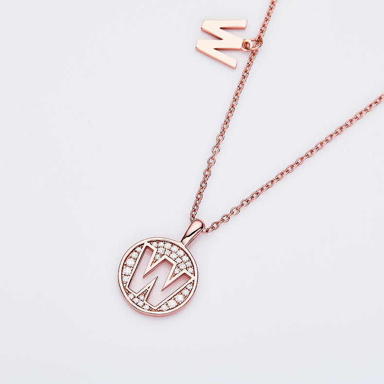 Alphabetic series W Lovely Rose Gold Necklace