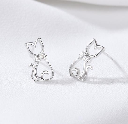 Elegant Kitten 925 Sterling Silver Plated Women's Earrings