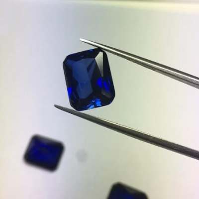  Radiant Cut Blue Sapphire 3ex Gemstone with High Quality