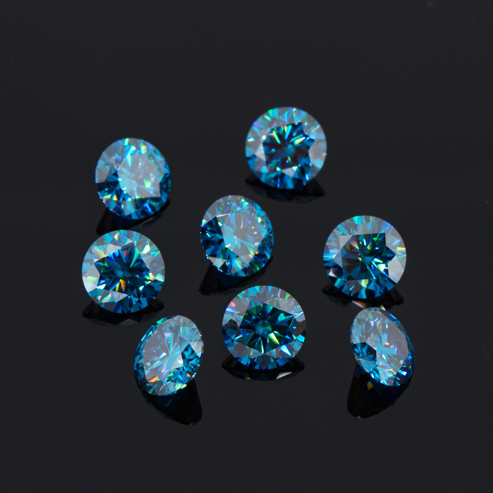 3.0-4.0mm High Quality DEF Round Brilliant Cut Blue Moissanite for Jewellery Making