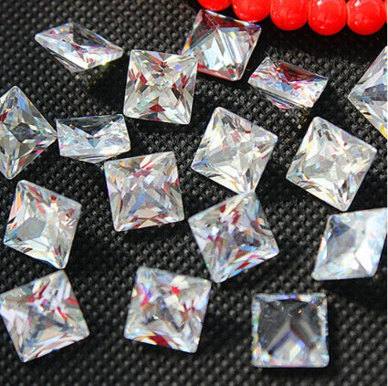 4.0mm Princess Cut VVS 3EX Factory Wholesale Price Moissanite