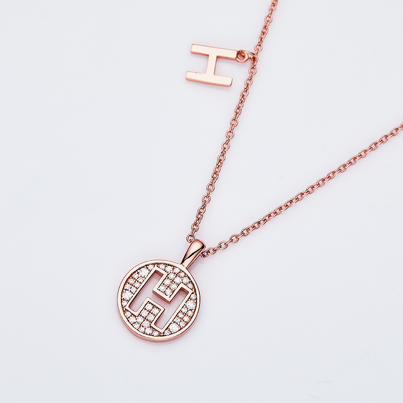 Alphabetic seriesH Lovely Rose Gold Necklace