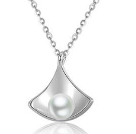 New S925 Silver Geometric Necklace Woman Contracted Pearl Pendant Personality Triangle