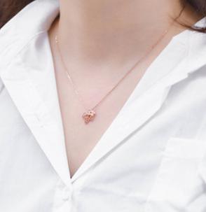 New Maple Leaf S925 Sterling Silver Allergy Resistant Simple Rose Gold Necklace for Women