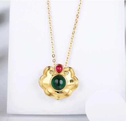 18K Gold Round Emerald Ruby Wedding Engagement Female Pendant Necklace Exquisite Jewelry