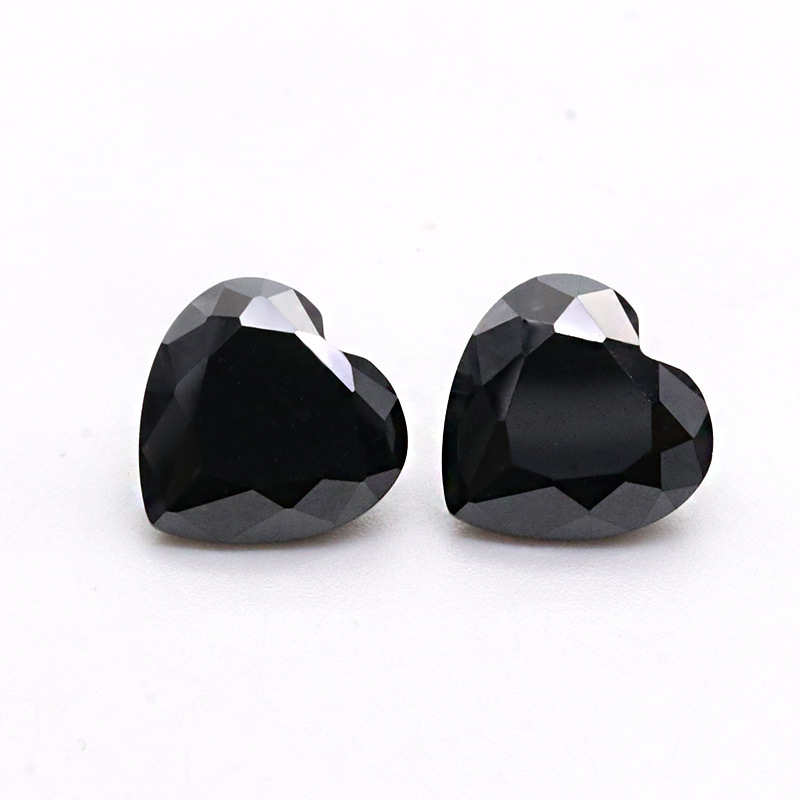 Black 3EX High Quality 3A Heart-shaped Cubic Zirconia