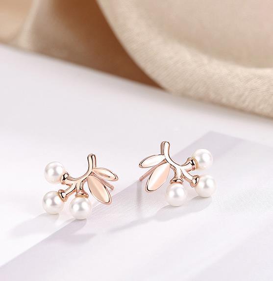 Flower And Fruit Series 925 Sterling Silver Plated Women's Pearl Earrings