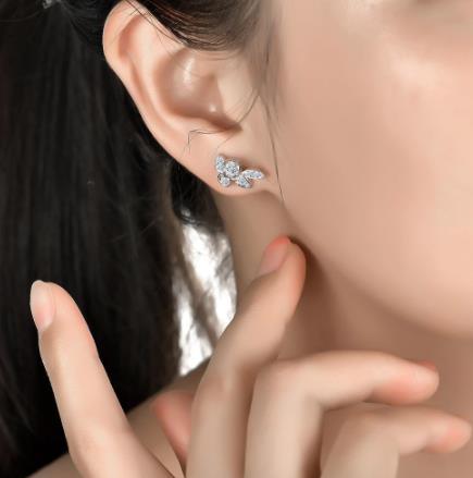 Leaf shaped gem Earrings 925 Sterling Silver Gold Plating Earrings