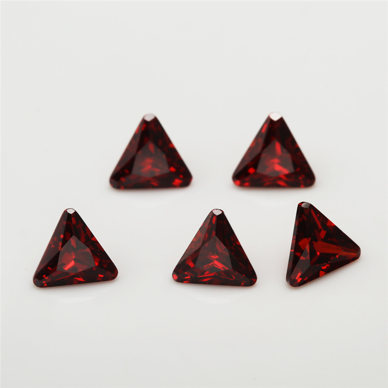 5A Oxblood Red Manufacture Wholesale Triangle Cubic Zirconia for Jewelry